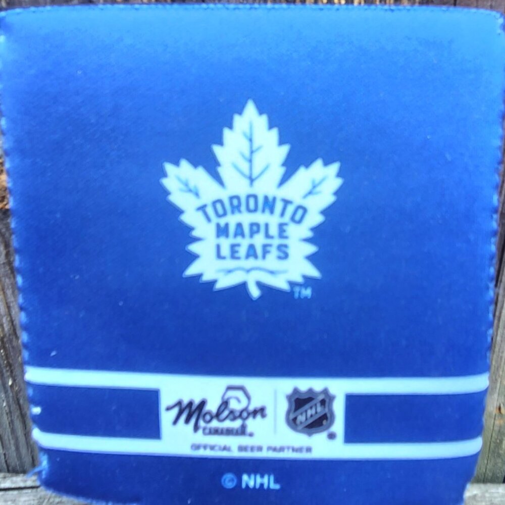 NHL Molson - keeps drinks cold or warm - beer, pop, wine coolers - take 1 or all